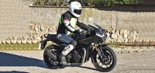 Upcoming Triumph Thruxton 400 To Be Launched Soon